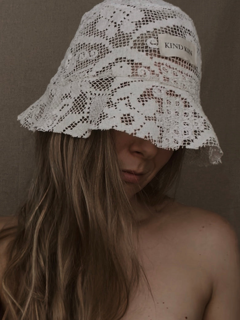 Asta Bucket Hat